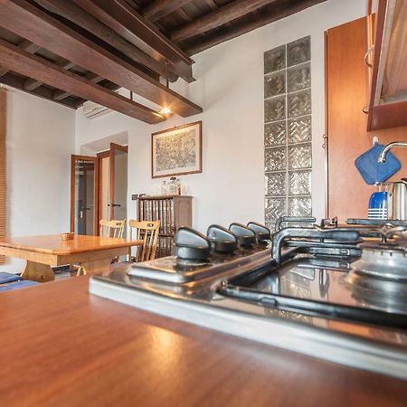 Colosseo & San Clemente Cozy Flat Rome Exterior photo